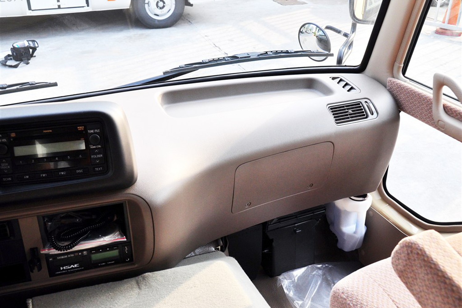 豐田考斯特多少錢
中高端辦公家具 官方授權(quán)報價現(xiàn)車充足