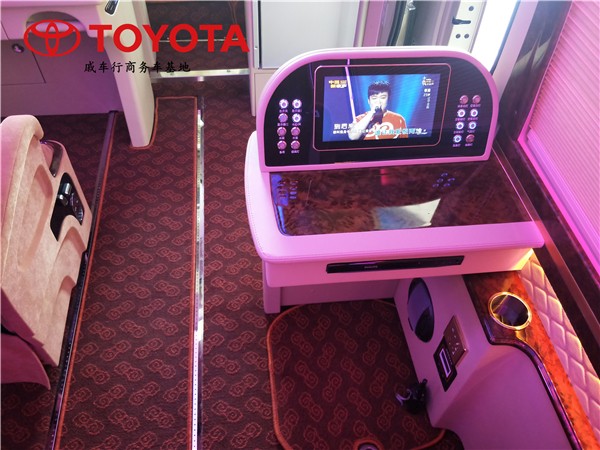 戚車行商務車基地