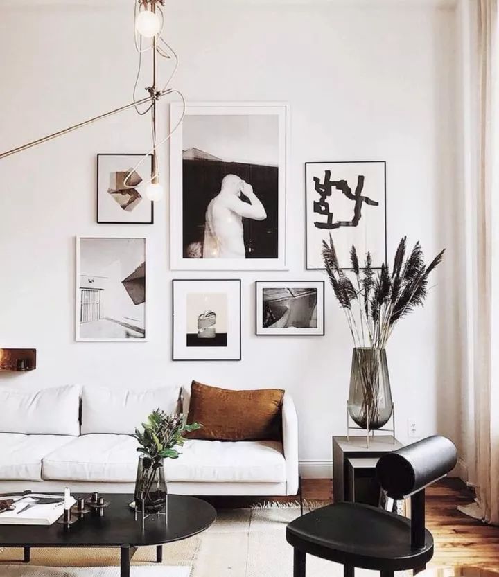 家里擺一盆綠植，
辦公家具家具給生活增添一點(diǎn)小確幸