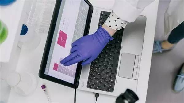 1490874504-6367-2502701-66f7d1827a36f4a9