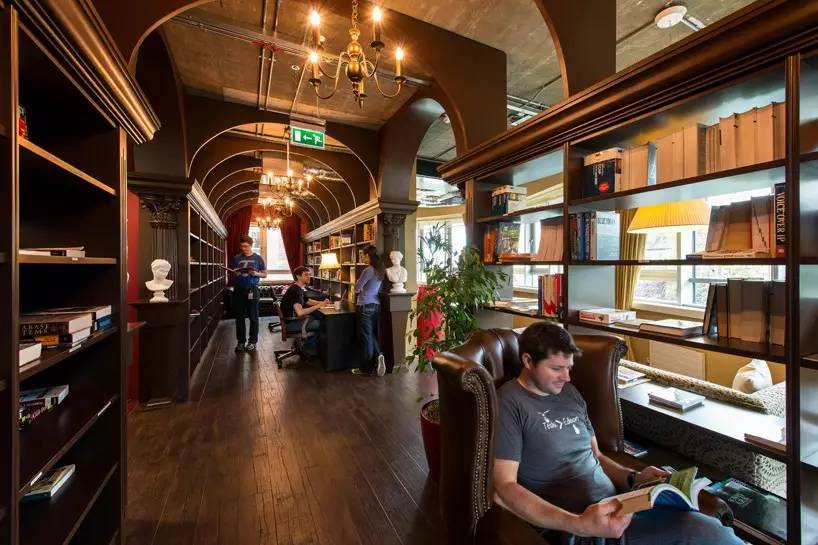 谷歌辦公大樓圖書館