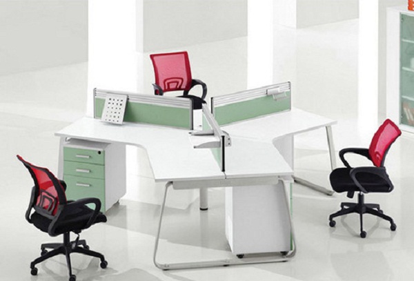 3人辦公桌-3人辦公桌桌金屬屏風(fēng)